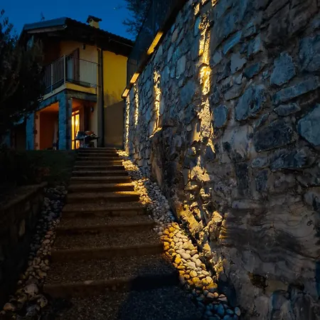 Casa Di Silva Tra Monti E Laghi Perledo Hébergement de vacances