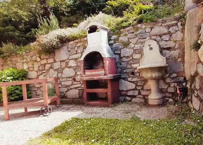 Hébergement de vacances Casa Di Silva Tra Monti E Laghi Perledo *