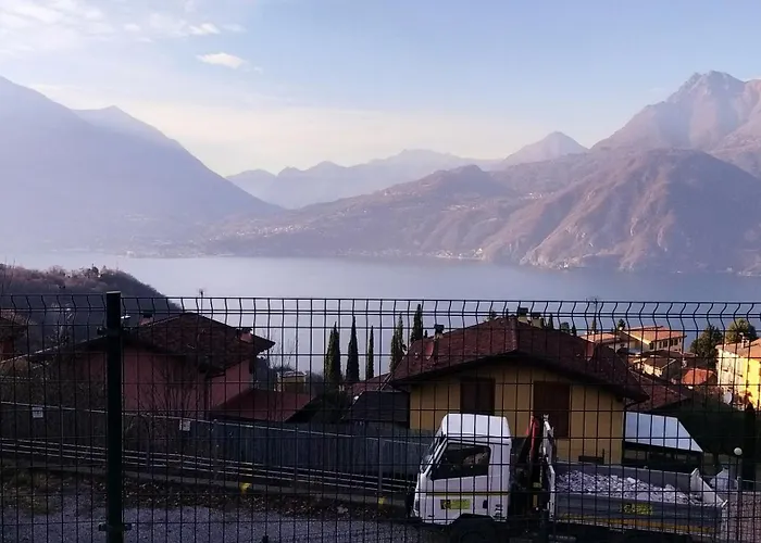 Casa Di Silva Tra Monti E Laghi Perledo Hébergement de vacances *