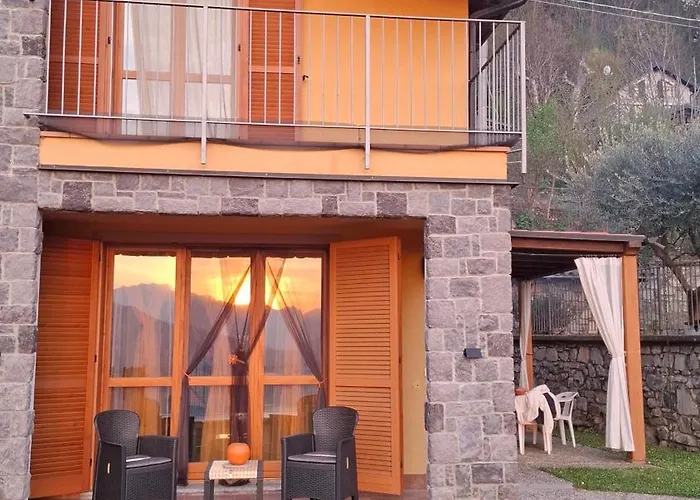 Casa Di Silva Tra Monti E Laghi Perledo Hébergement de vacances