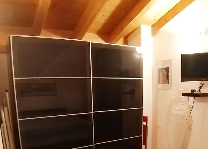 Casa Di Silva Tra Monti E Laghi Perledo Hébergement de vacances *