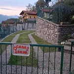 Casa Di Silva Tra Monti E Laghi Perledo בית נופש